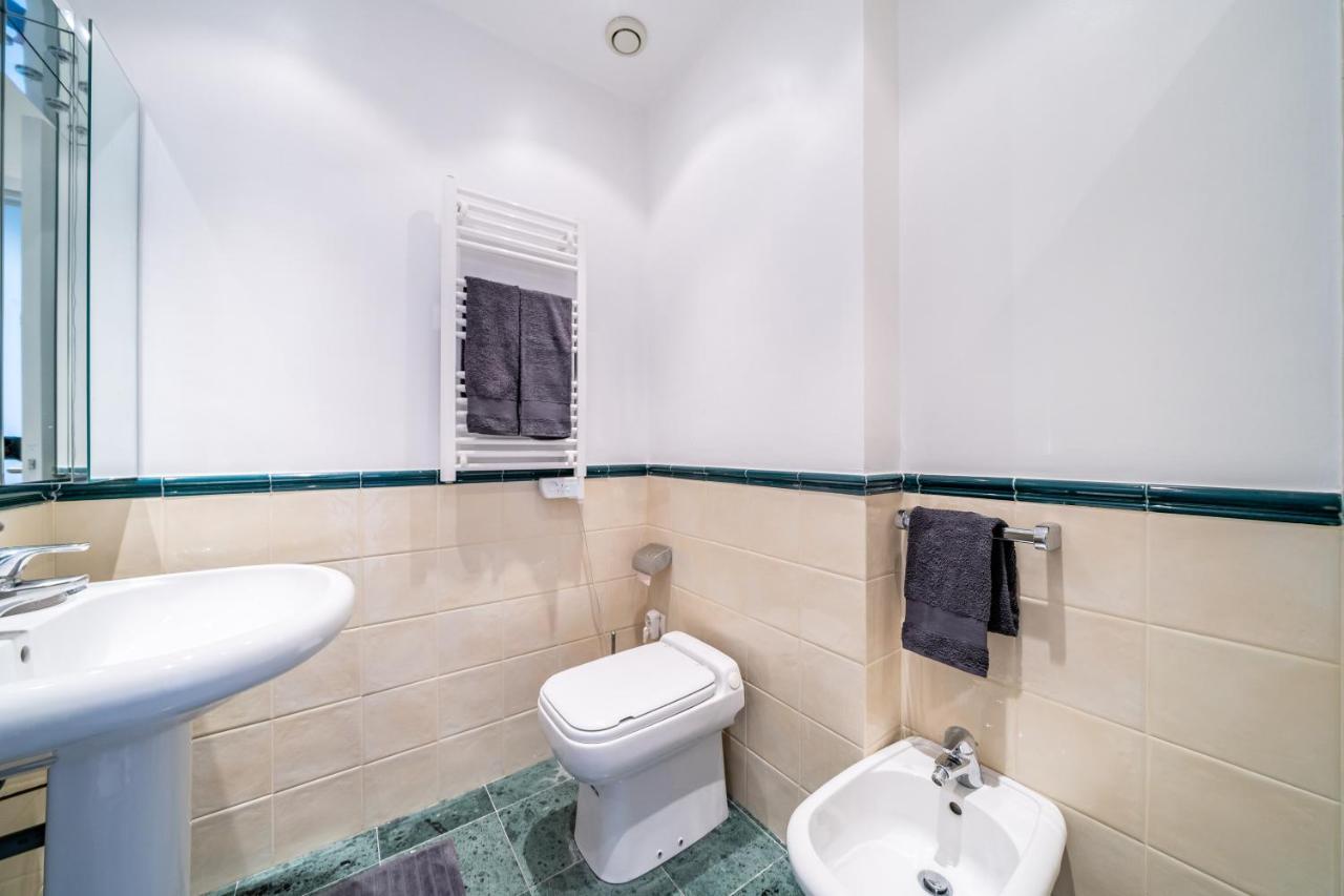 Palm Beach- Free Wifi- Parking- Sea View Cannes Exterior foto